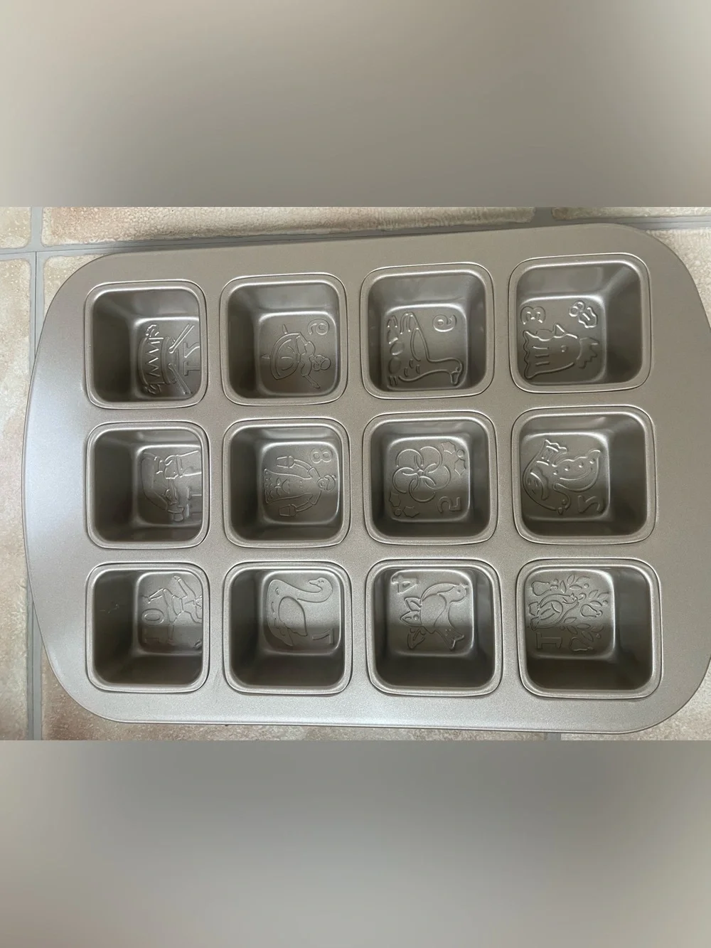 Twelve 12 Days of Christmas Holiday Non-Stick Baking Pan Cupcake Muffin Mold